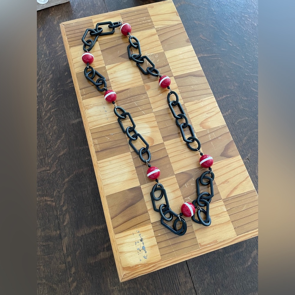 Vintage red and black lucite chain